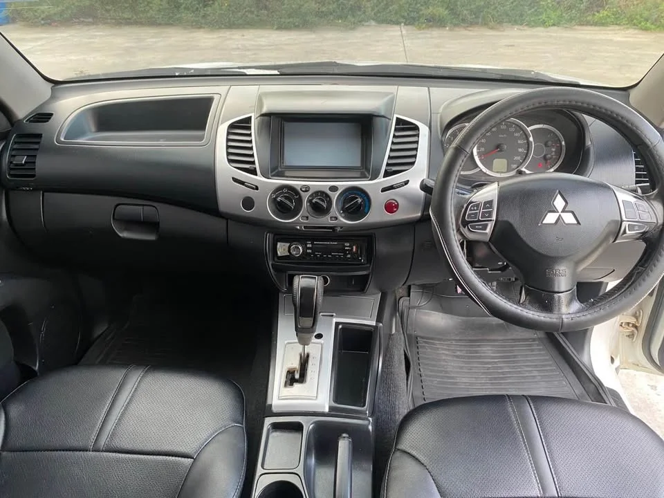 2012 Mitsubishi Triton IV 3