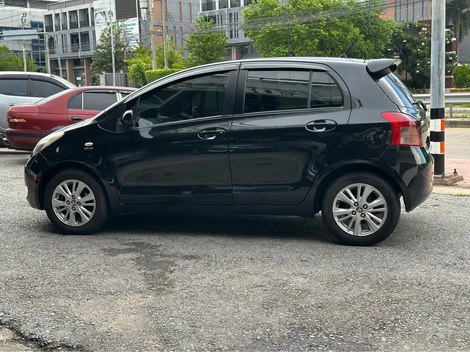 2007 Toyota Yaris II 3