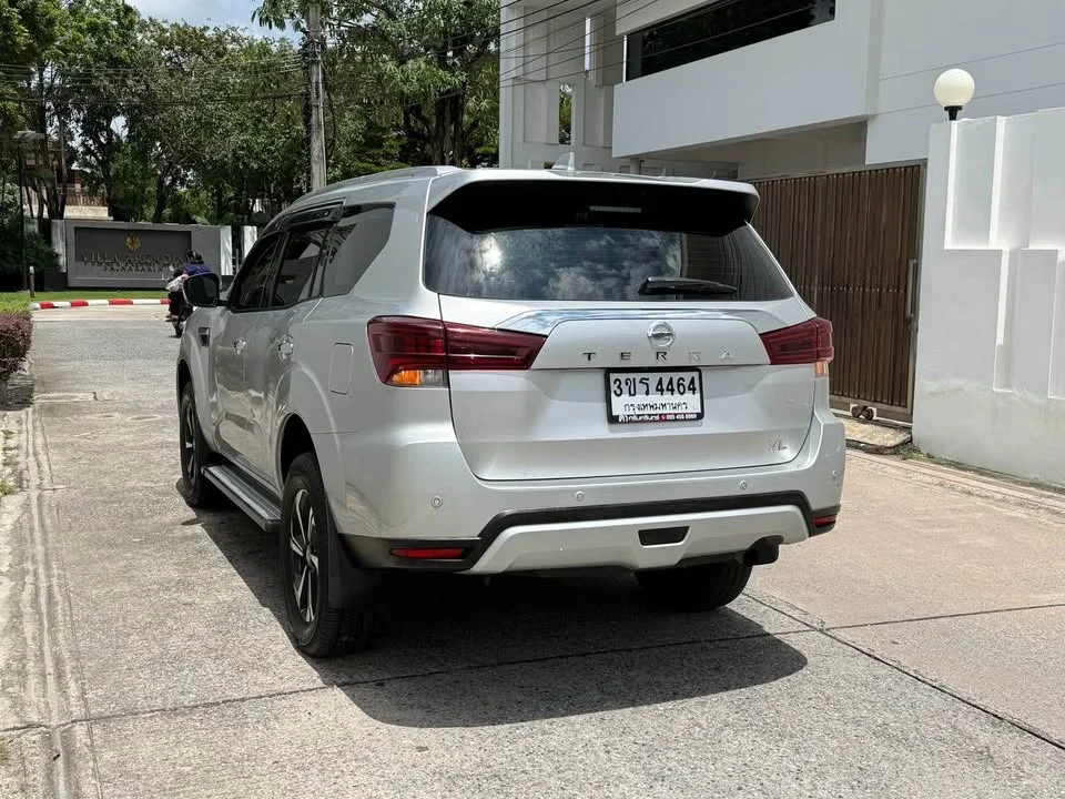 2023 Nissan Terra 2
