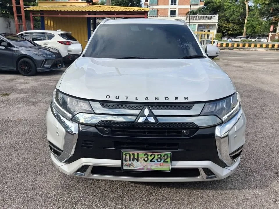 2020 Mitsubishi Outlander III 3