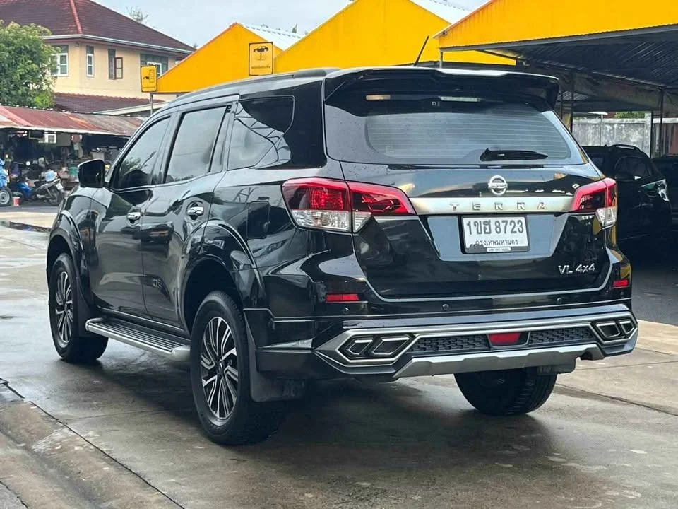 2020 Nissan Terra 3