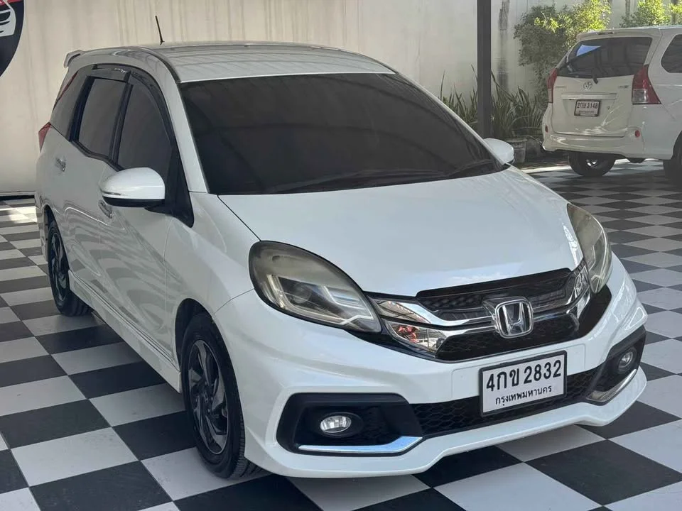 2014 Honda Mobilio II 2