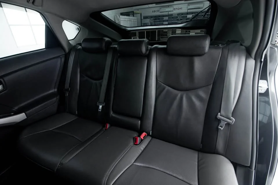 2011 Toyota Prius III 2