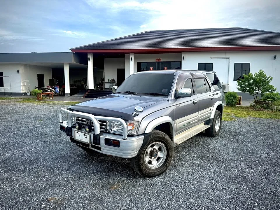 2000 Toyota Sport Rider I 2