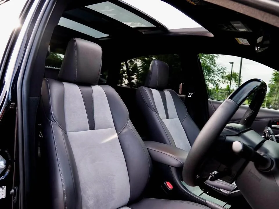 2016 Toyota Harrier III 2