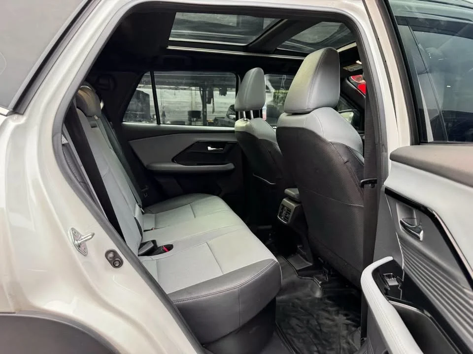 2023 Toyota Yaris Cross AC200 3