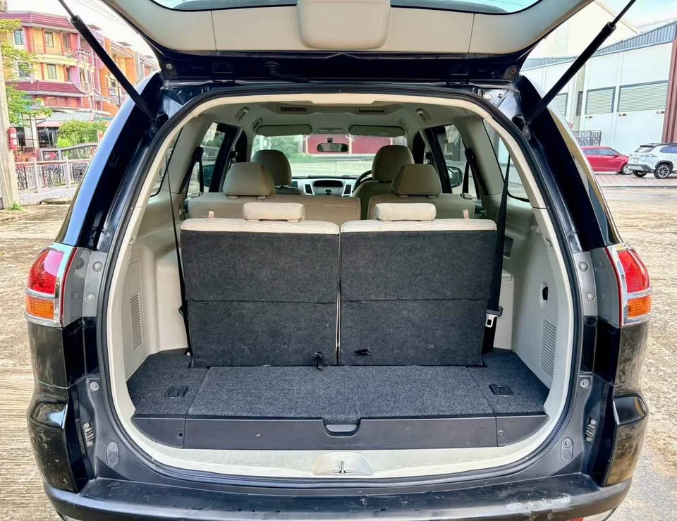2012 Mitsubishi Pajero Sport II 2