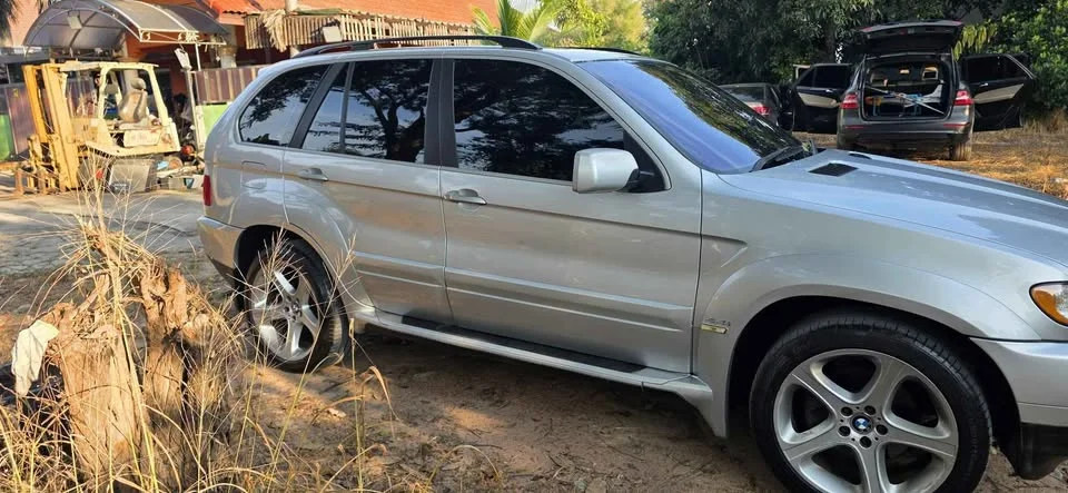 2002 BMW X5 E53 3