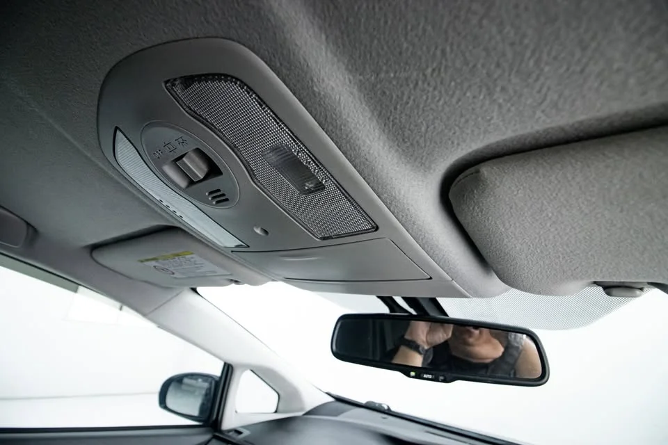 2011 Toyota Prius III 3