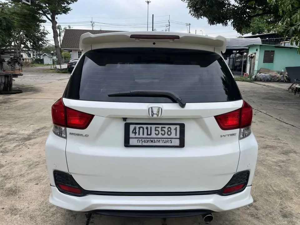 2015 Honda Mobilio II 2