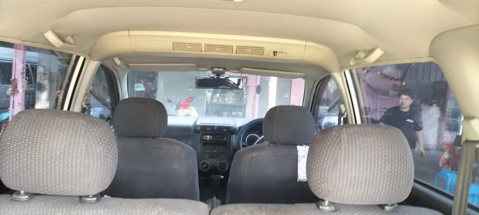 2004 Toyota Avanza I 3