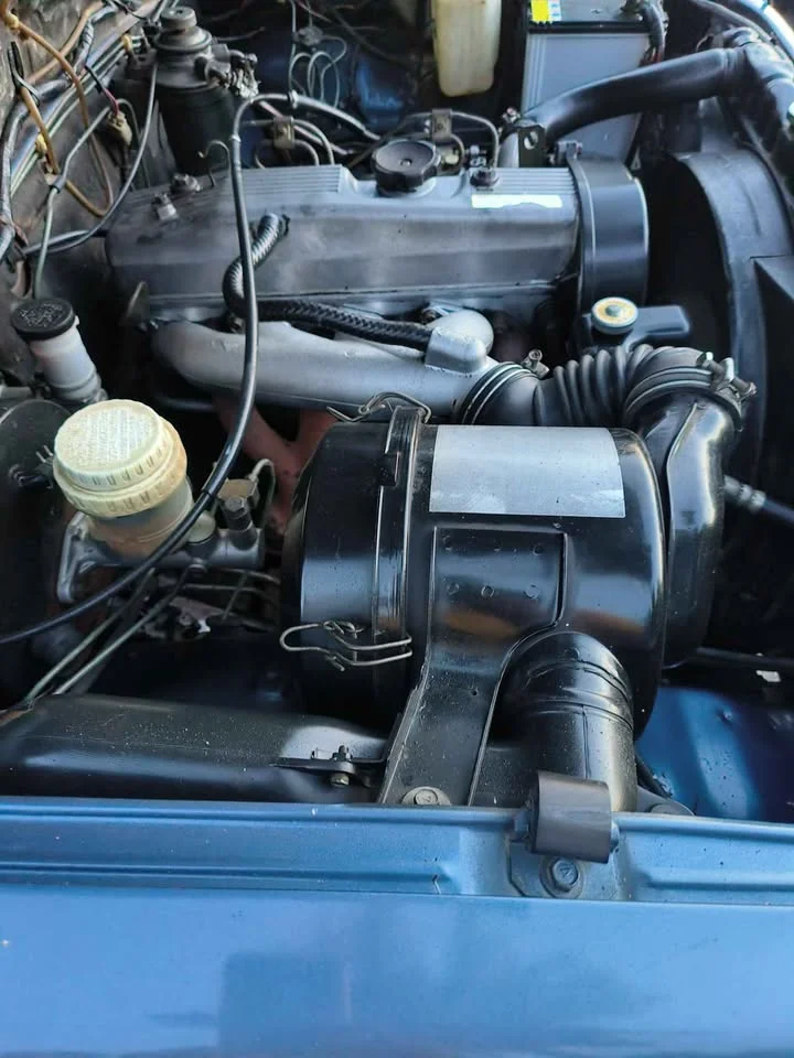 1992 Mitsubishi Triton II 3