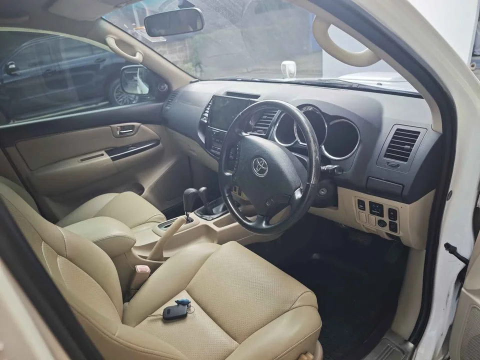 2007 Toyota Fortuner I 3