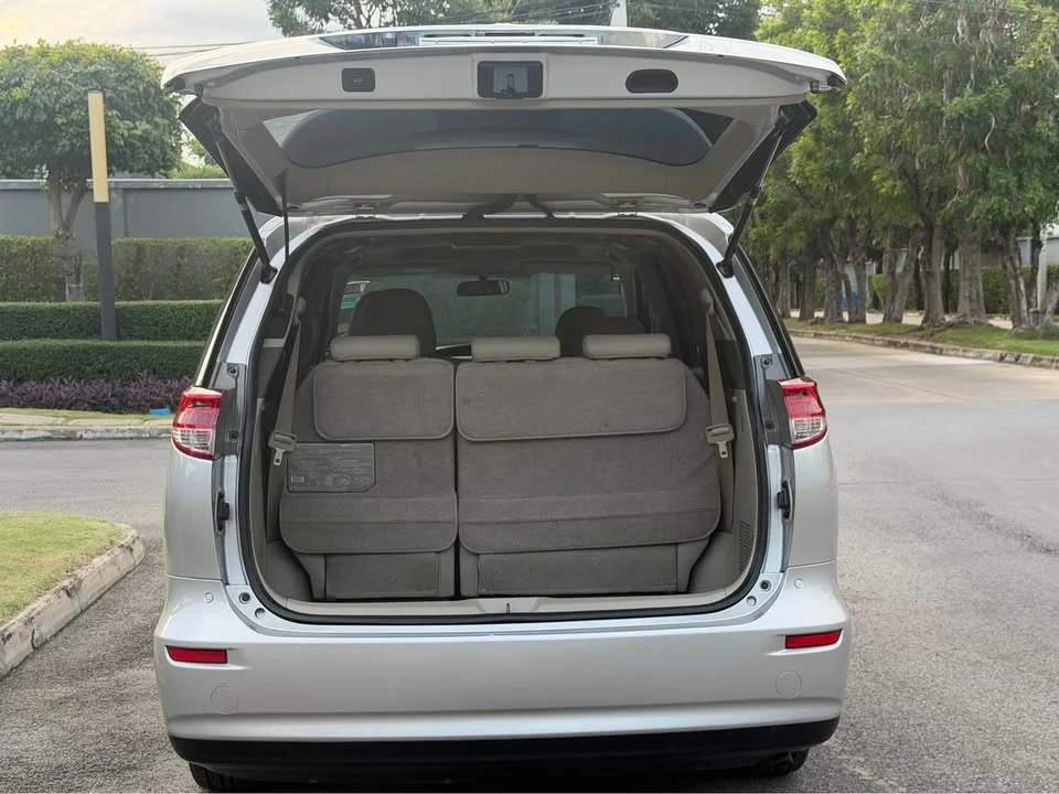 2010 Toyota Estima III 3