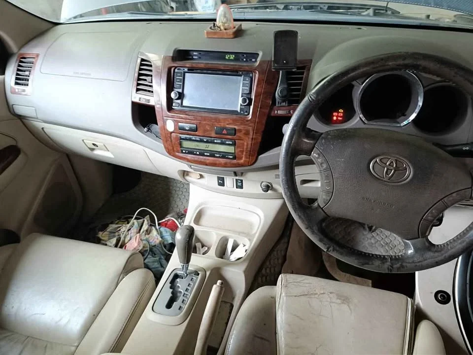 2007 Toyota Fortuner I 3