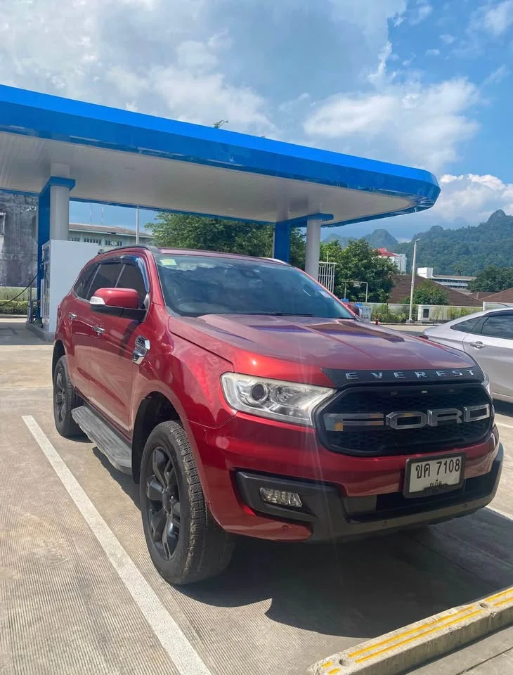 2017 Ford Everest II 3