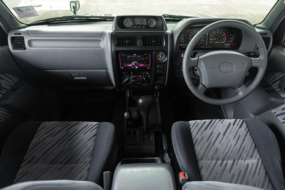 1997 Toyota Land Cruiser Prado J90 3
