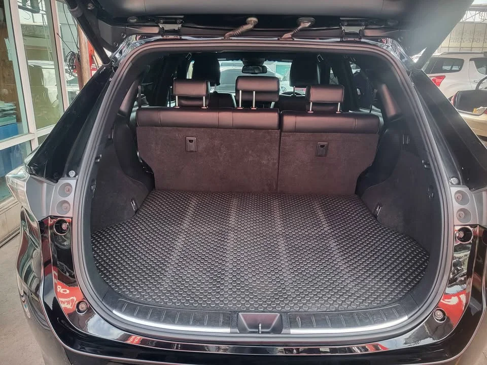 2015 Toyota Harrier III 3