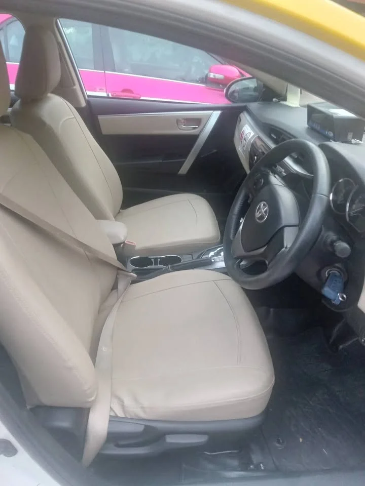 2015 Toyota Corolla Altis XI (E170) 3
