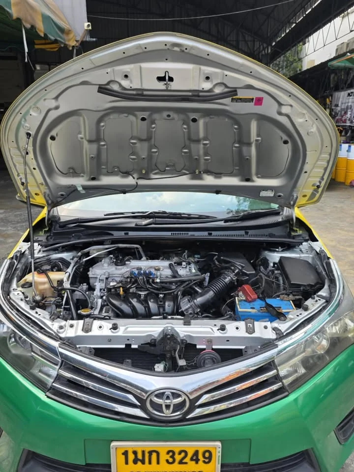 2015 Toyota Corolla Altis XI (E170) 2