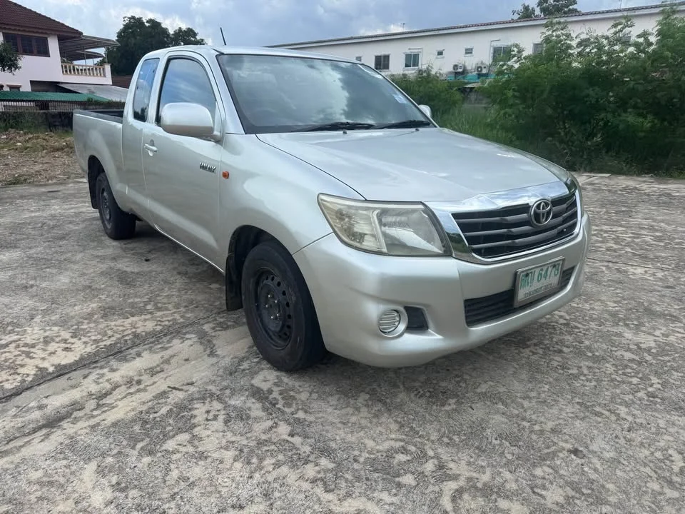 2011 Toyota Hilux VII 3