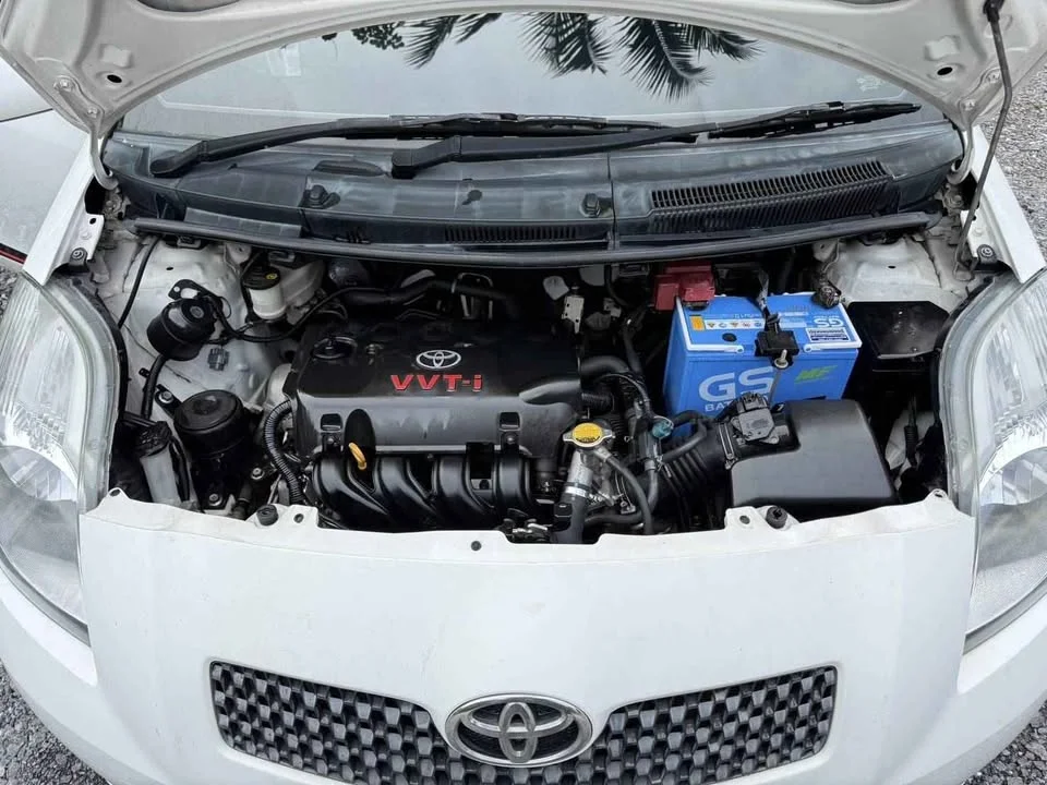 2009 Toyota Yaris II 3