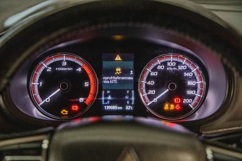 2019 Mitsubishi Triton V 2