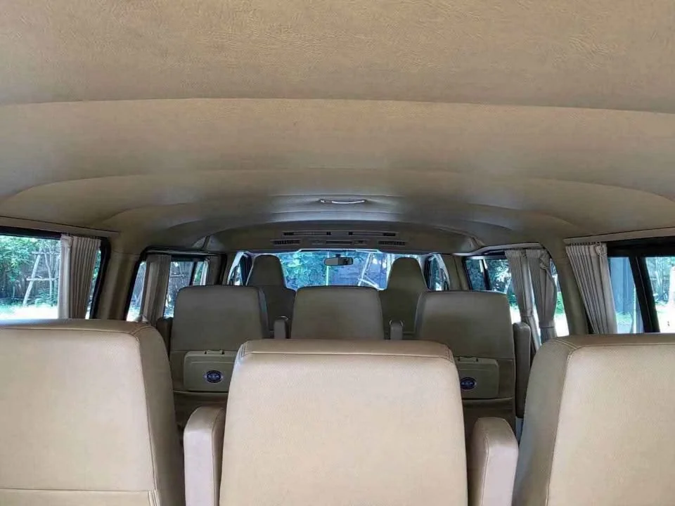 2013 Toyota HiAce V (H200) 3