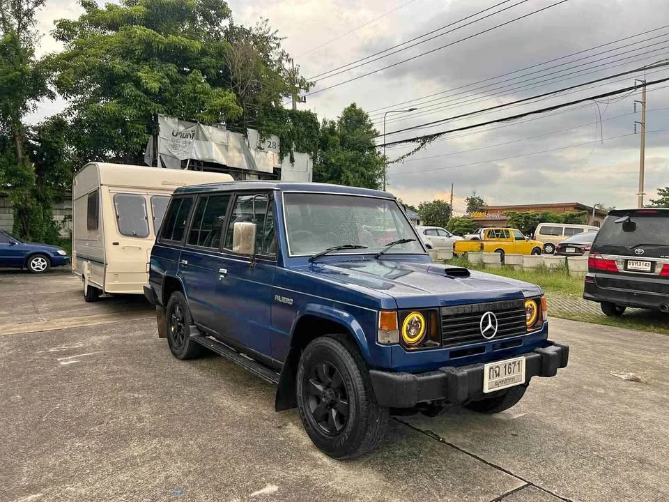 2002 Mitsubishi Pajero I 3