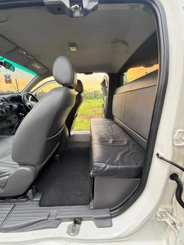 2014 Toyota Hilux VII 2