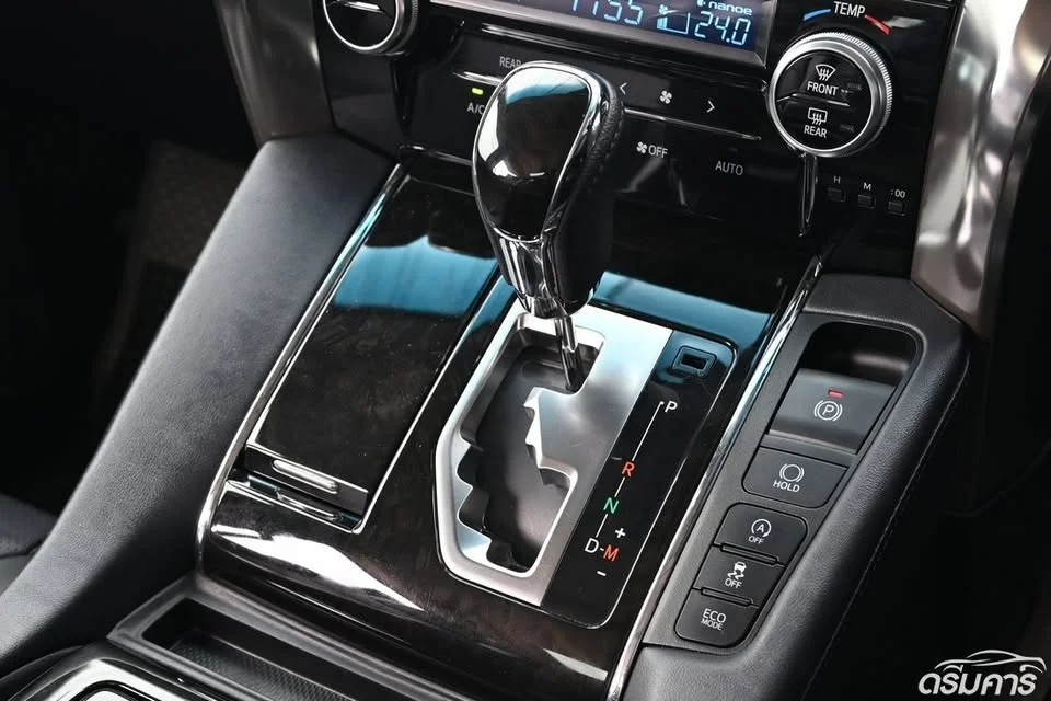2017 Toyota Alphard, Vellfire III (AH30) 3
