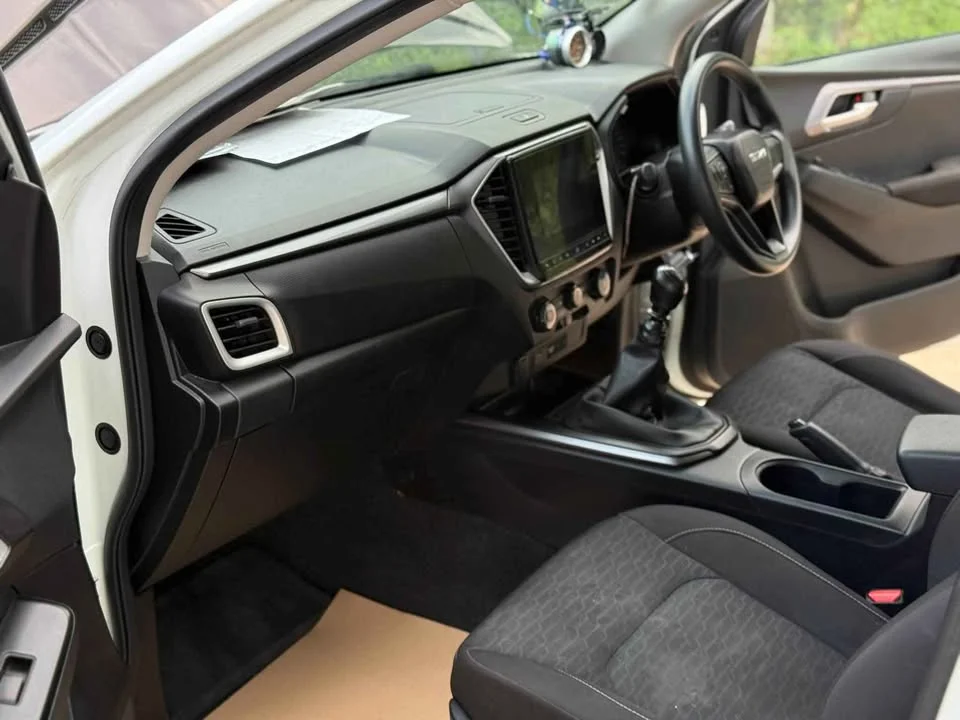2022 Isuzu D-Max III (RG) 3