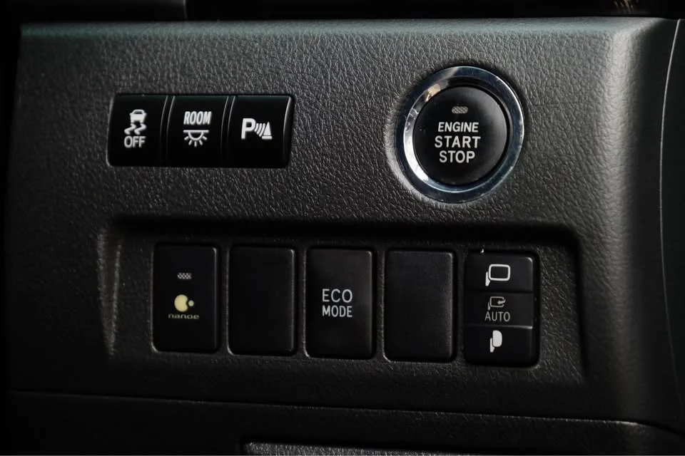 2013 Toyota Alphard, Vellfire II (AH20) 3
