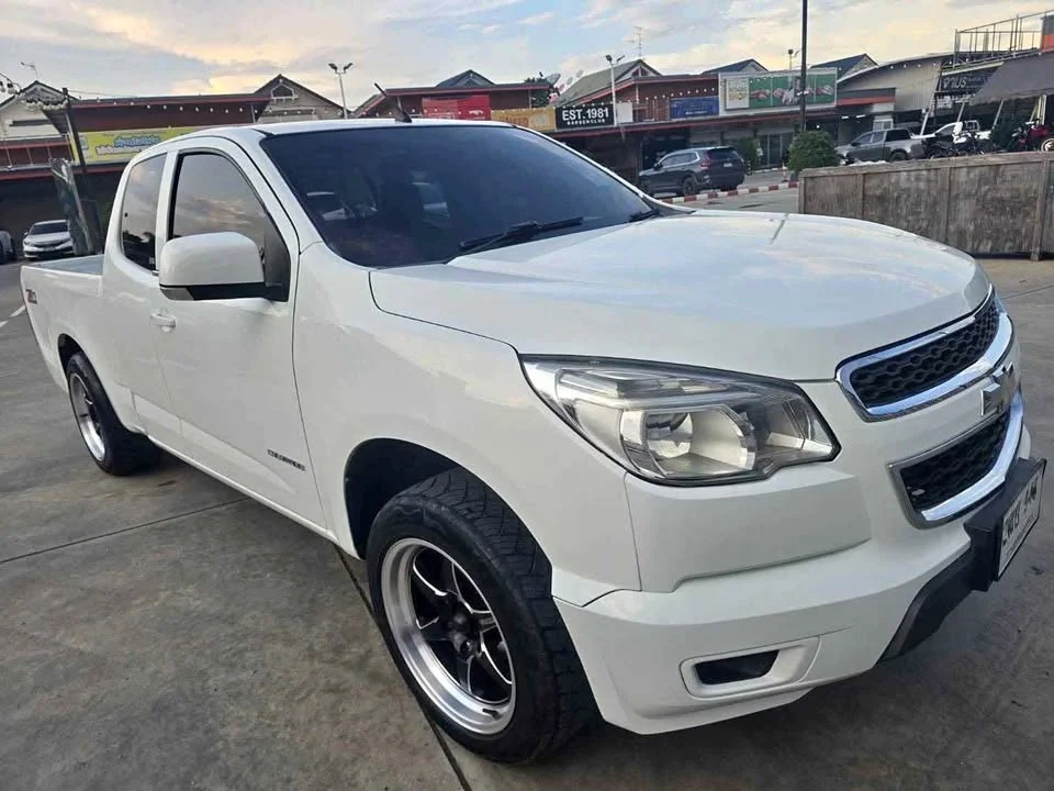 2013 Chevrolet Colorado II 2