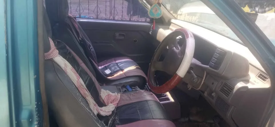 1992 Isuzu TFR III 3