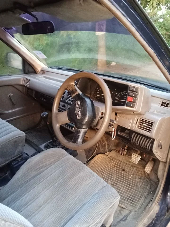 1992 Isuzu TFR III 3