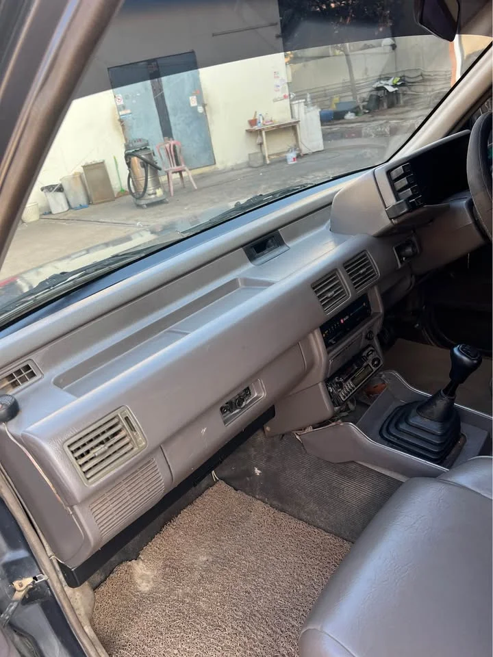 1994 Isuzu TFR III 3