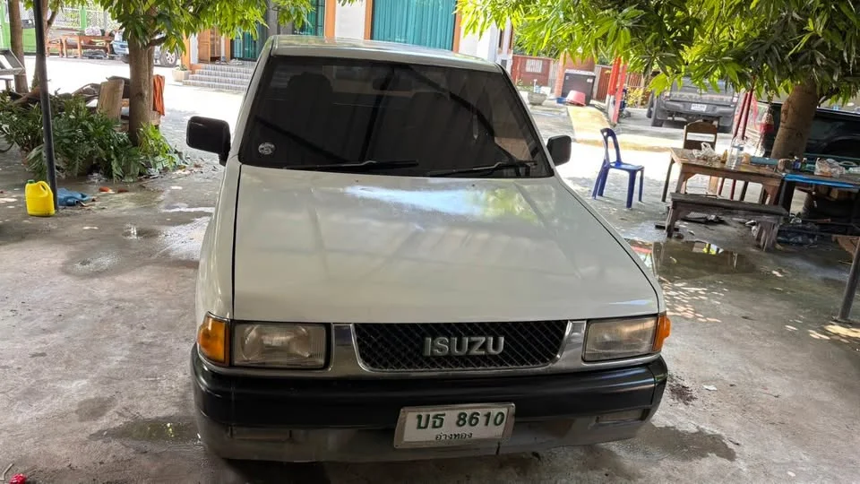 1993 Isuzu TFR III 2