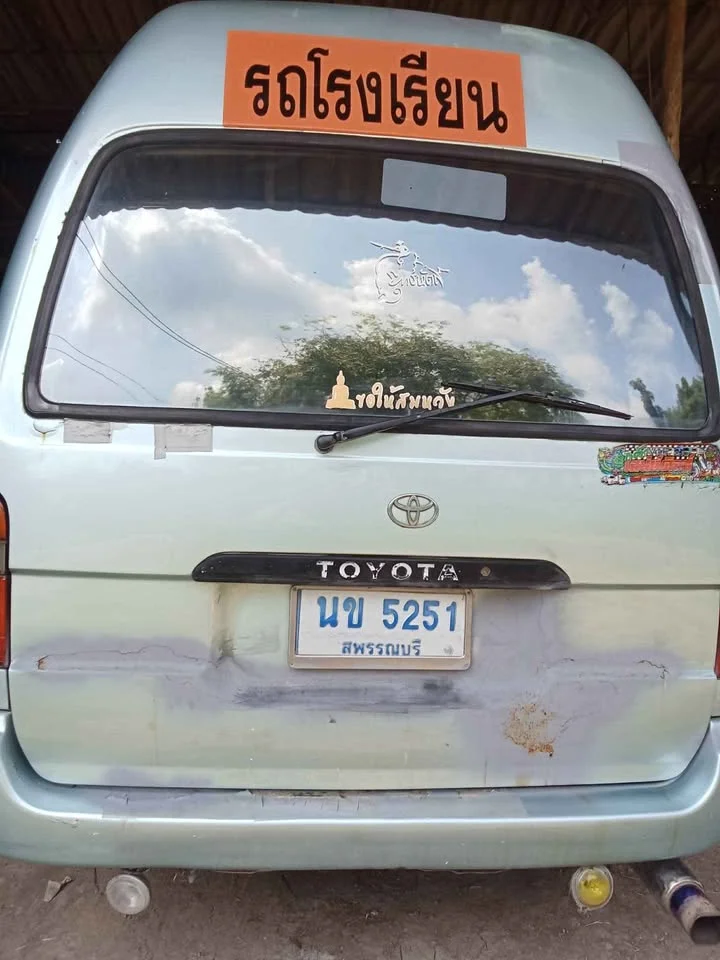 Toyota Commuter IV (H100) 3