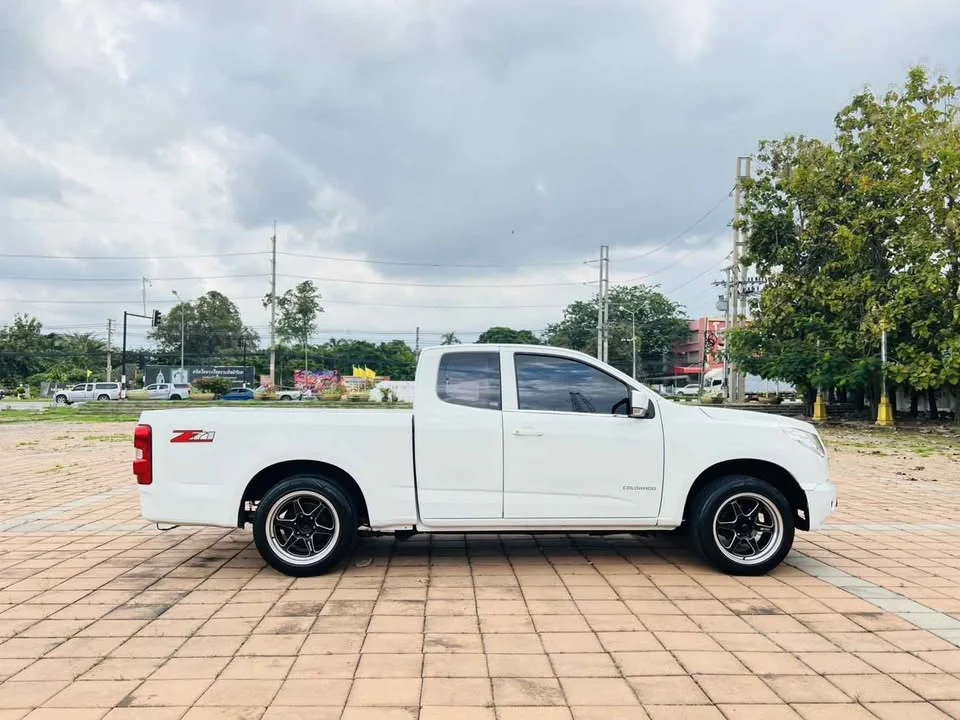2013 Chevrolet Colorado II 2