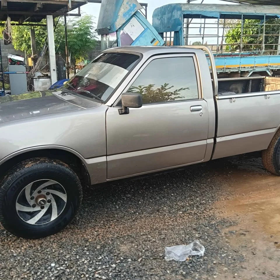 1991 Isuzu Faster KB II 3