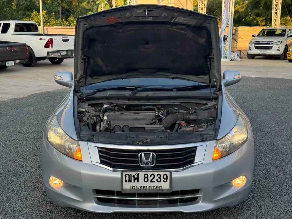 2009 Honda Accord VIII 2
