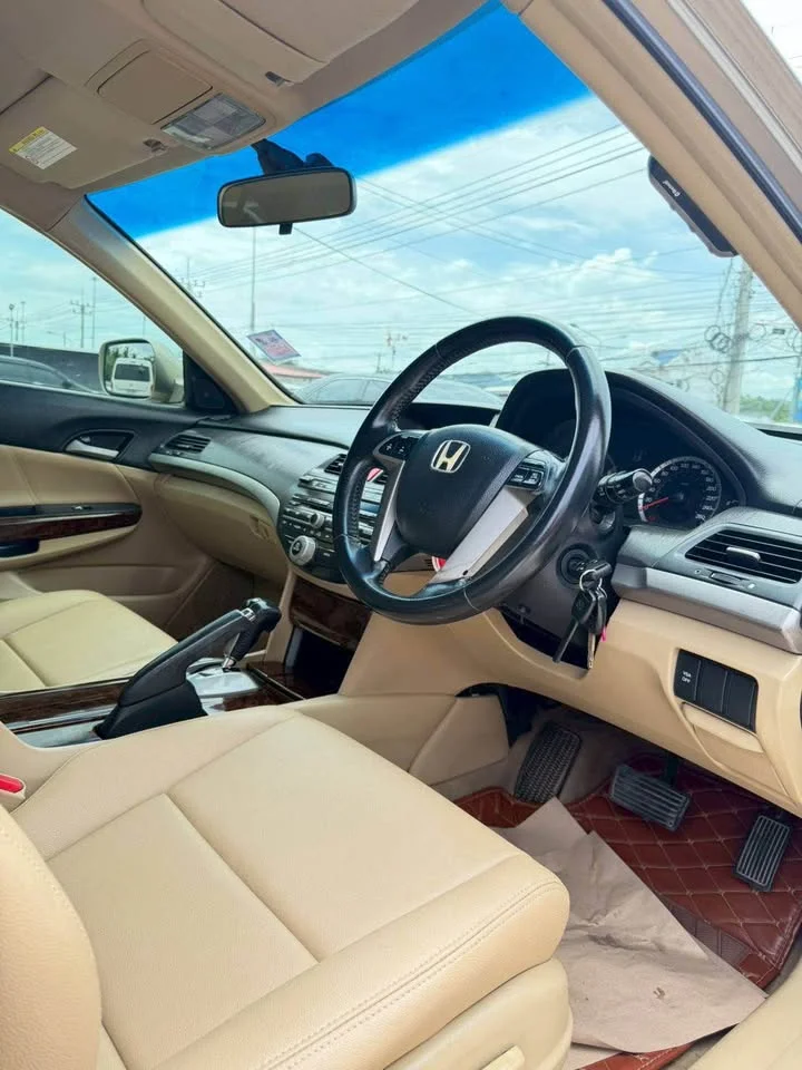 2008 Honda Accord VIII 2