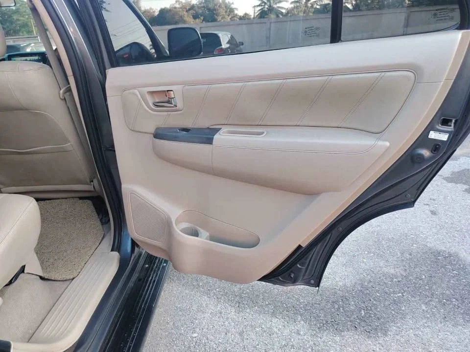 2007 Toyota Fortuner I 3